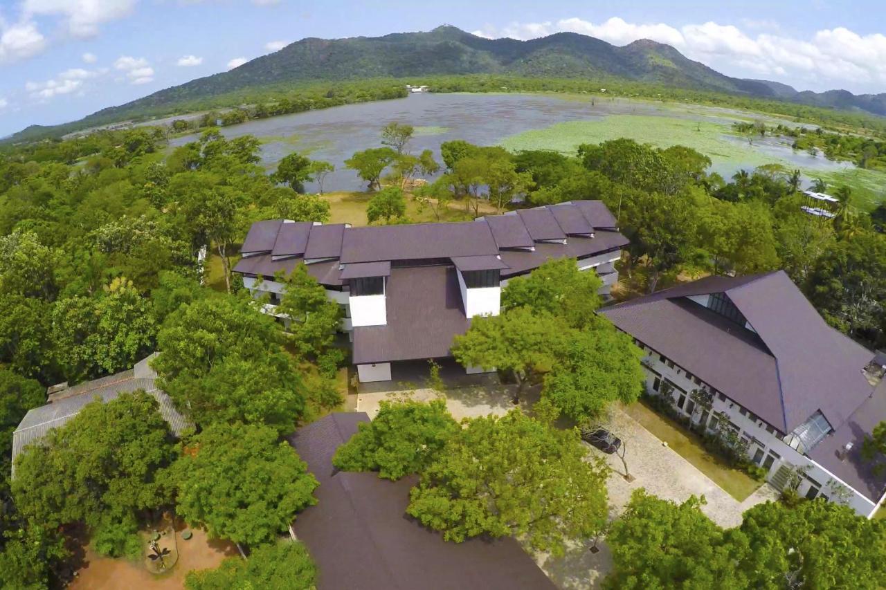 Grand Tamarind Lake Kataragama Eksteriør bilde