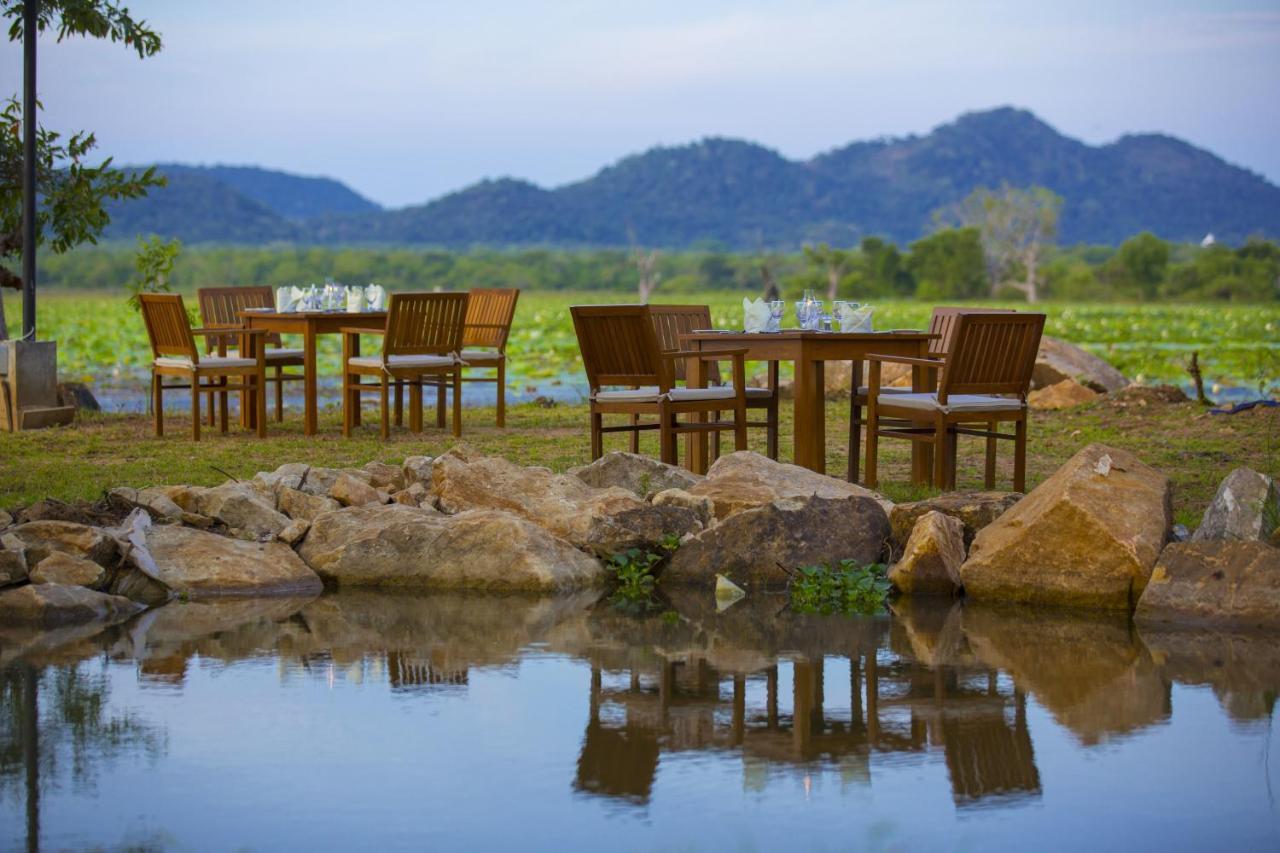 Grand Tamarind Lake Kataragama Eksteriør bilde
