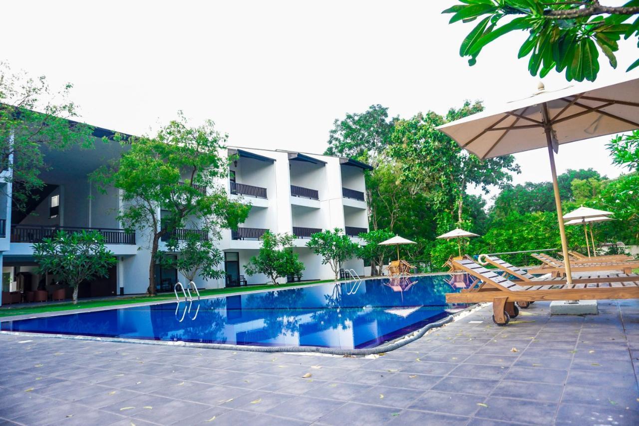 Grand Tamarind Lake Kataragama Eksteriør bilde